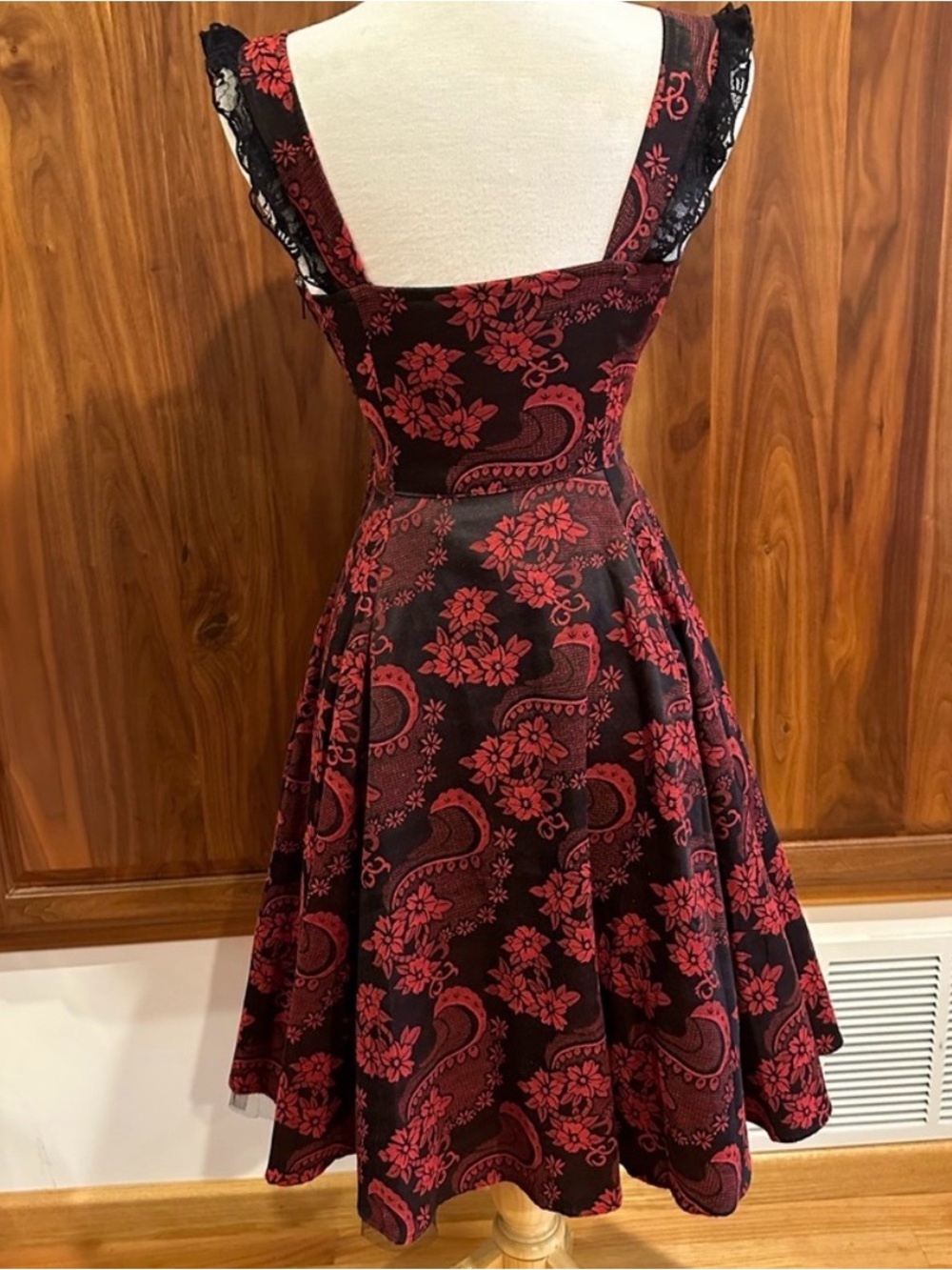NWOT Hearts & Roses UK Red Black Valentines Day Dress Size 6 - Picture 2 of 10